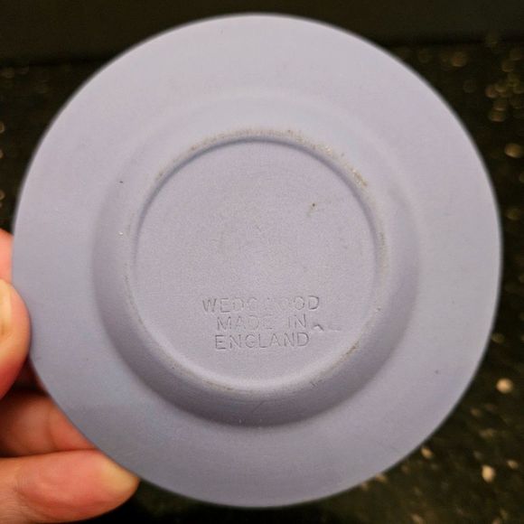 Wedgewood Blue White Jasperware Ashtray Mini Small Dish Vintage England - Picture 6 of 7
